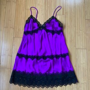 Victoria's Secret purple and black chemise slip sleep nightgown NWT